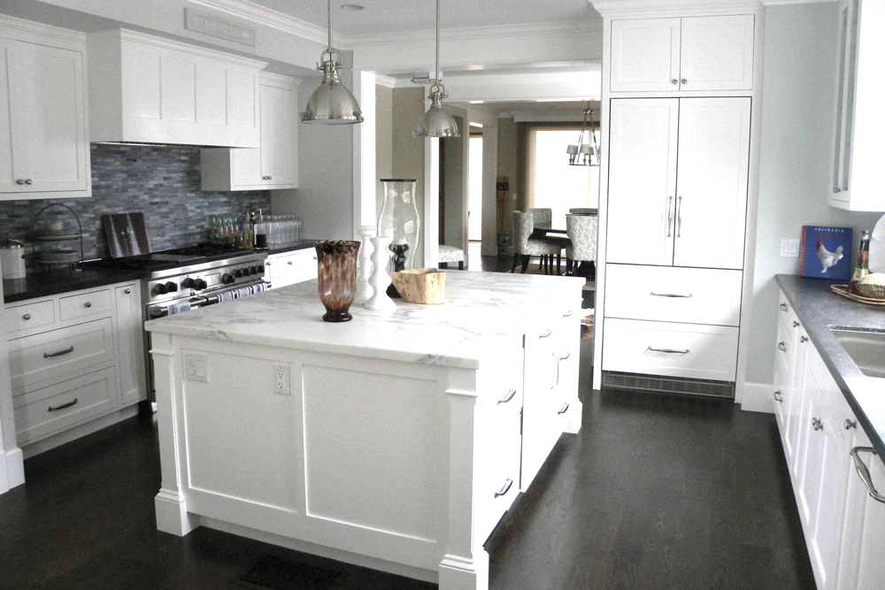 white custom kitchen cabinets